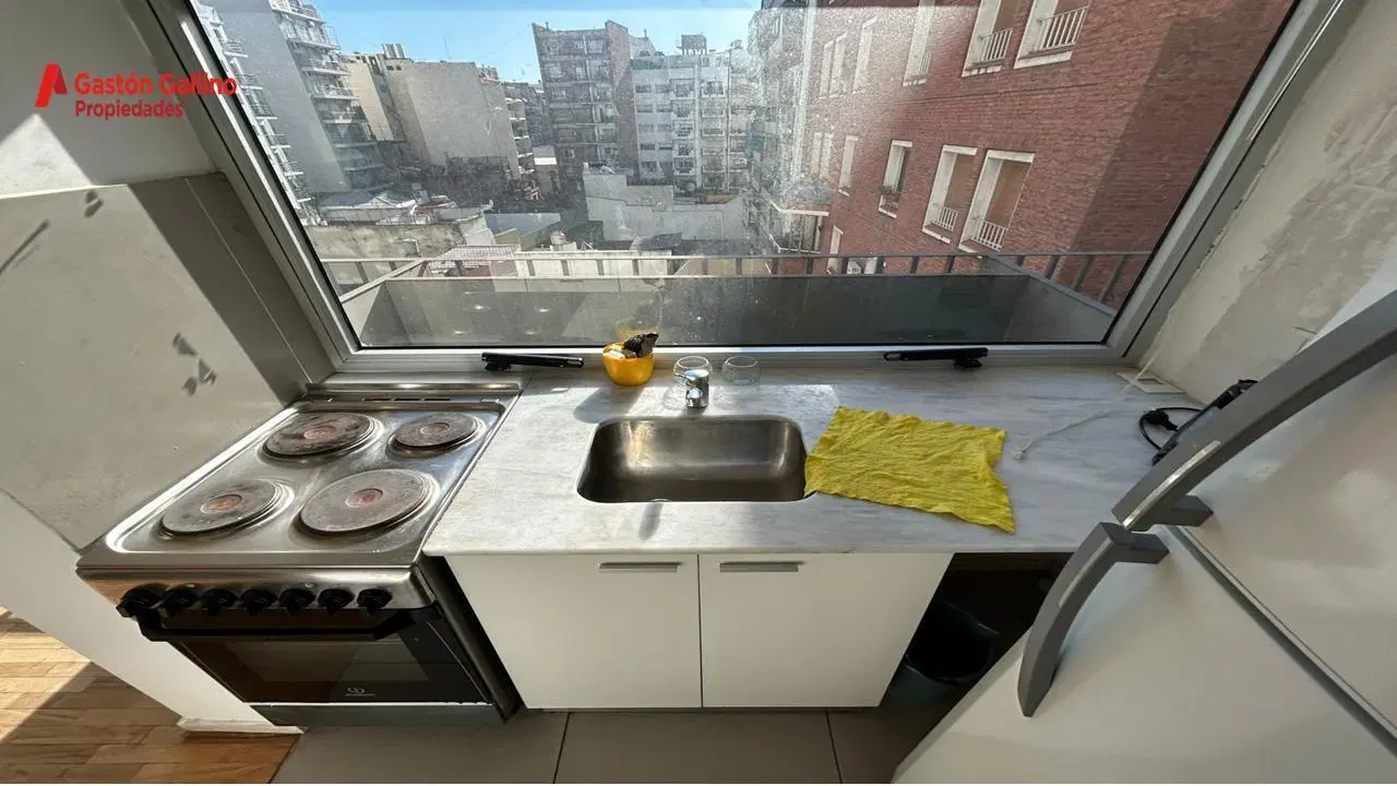 Venta departamento de 1 amb con balcón en Palermo 4