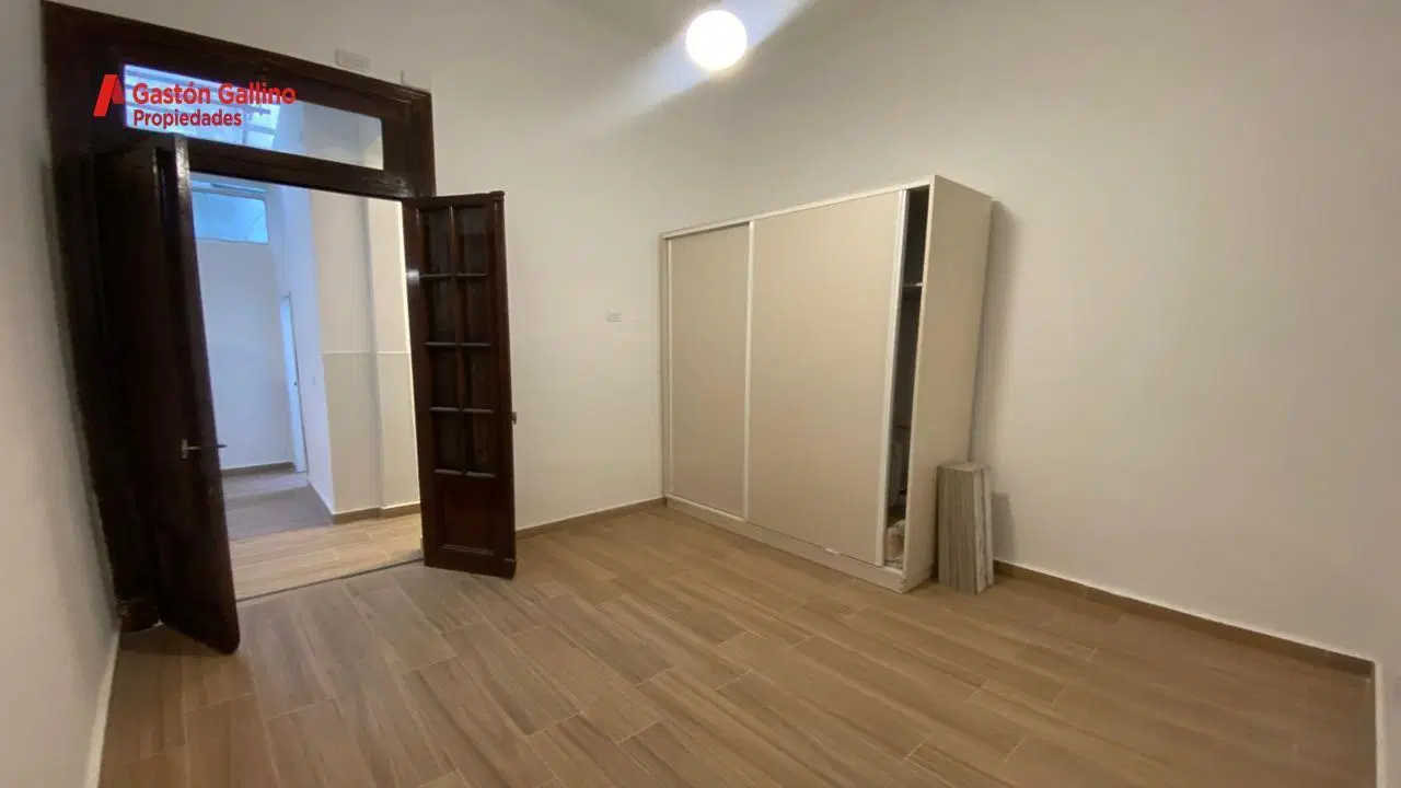 DEPARTAMENTO EN VENTA 4 AMB DE 70 M2 RECICLADO, EN RECOLETA GUIDO Y AYACUCHO. 4