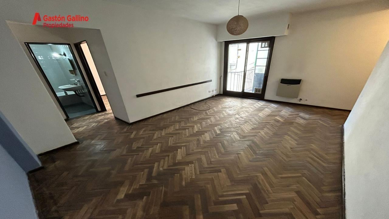 DEPARTAMENTO EN VENTA DE DOS AMBIENTES CON BALCÓN EN ALMAGRO