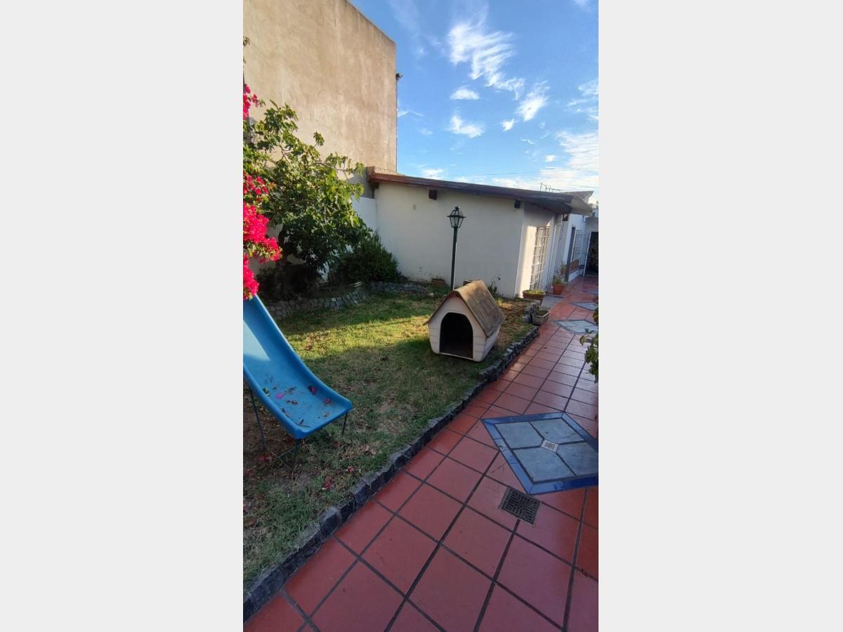 Casa en Venta en Moron 5