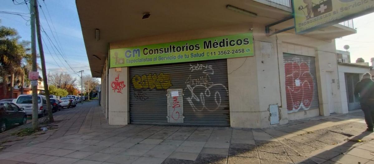 Foto de Local a la calle en Alquiler en Ramos Mejia, imagen 1
