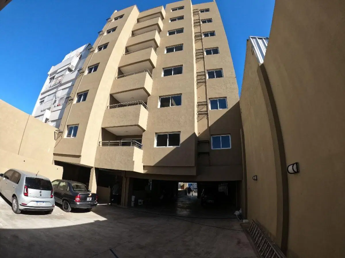 Departamento en Alquiler en Ramos Mejia 1