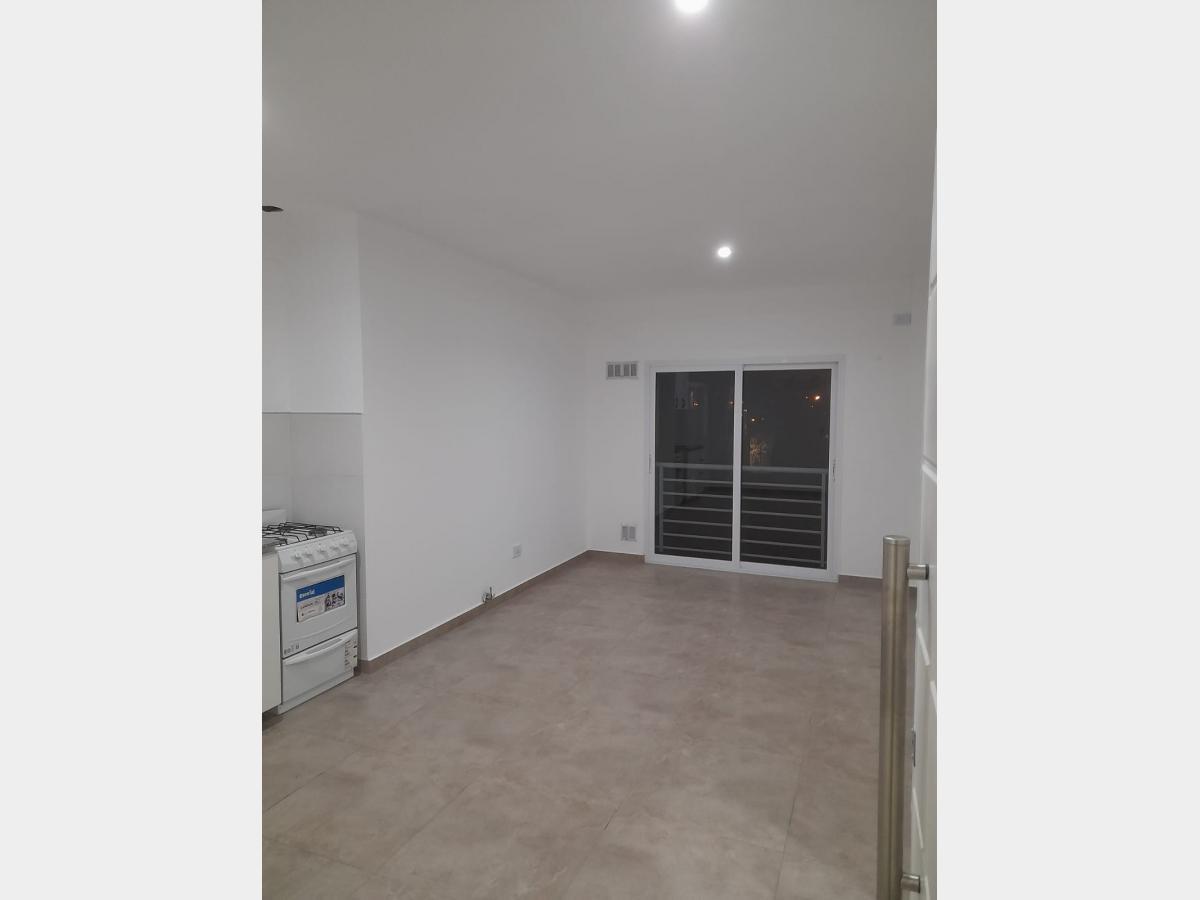 Foto de Departamento en Alquiler en Haedo, imagen 3
