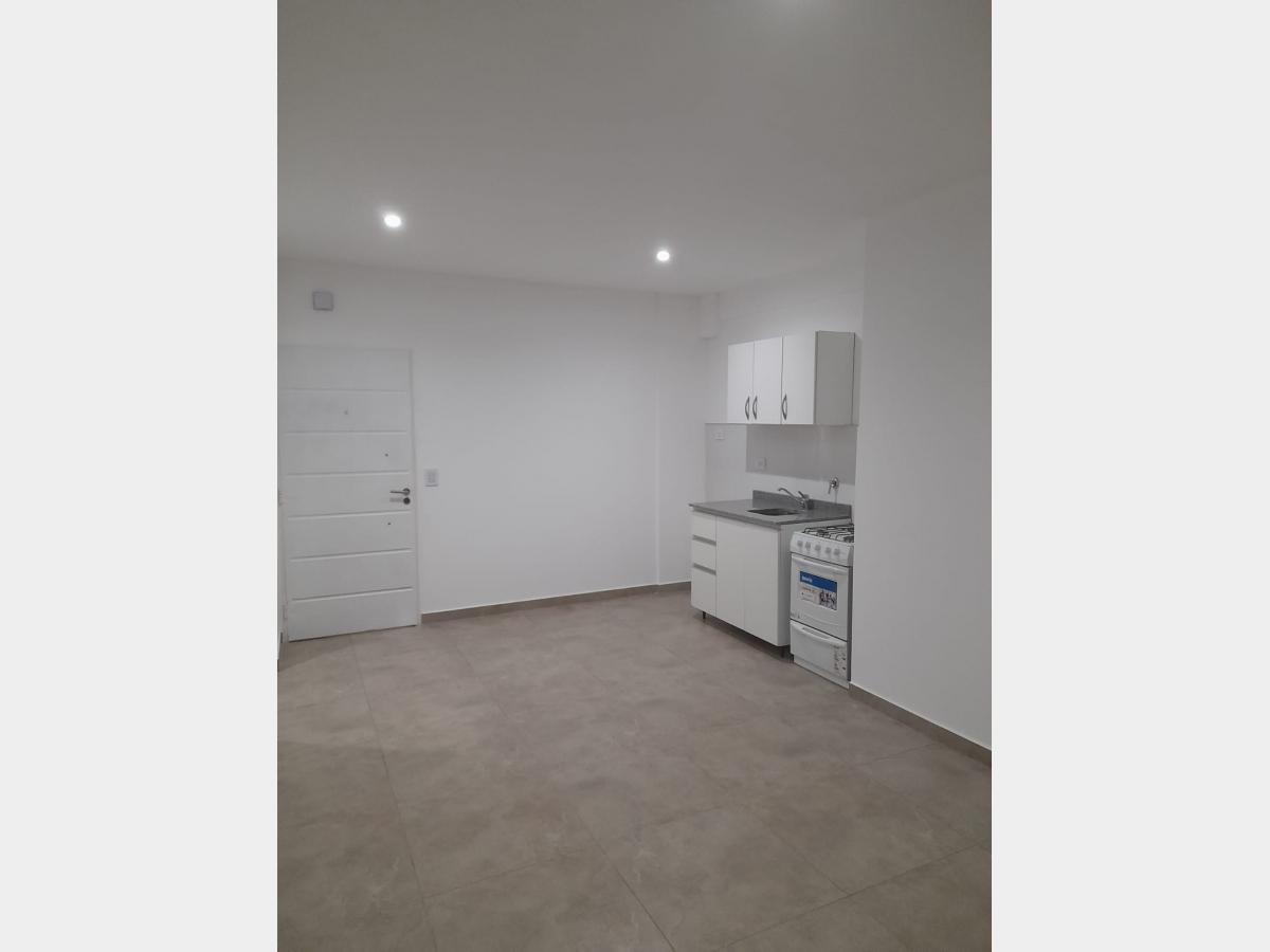 Foto de Departamento en Alquiler en Haedo, imagen 1