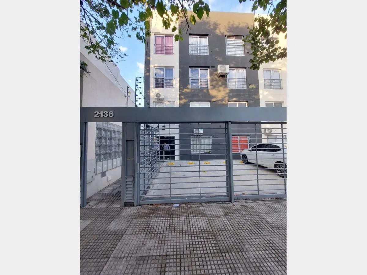 Departamento en Alquiler en Haedo 2