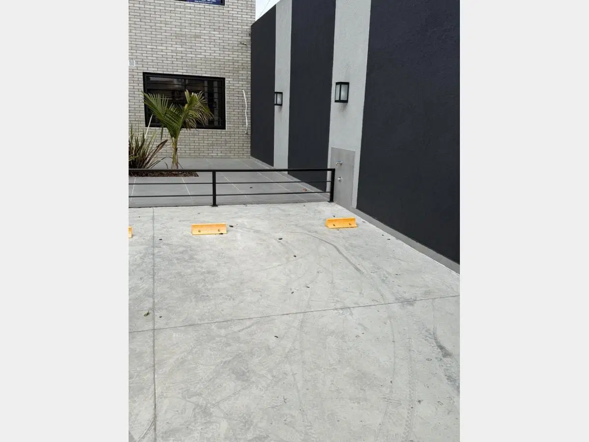 Departamento en Alquiler en Villa Luzuriaga 4