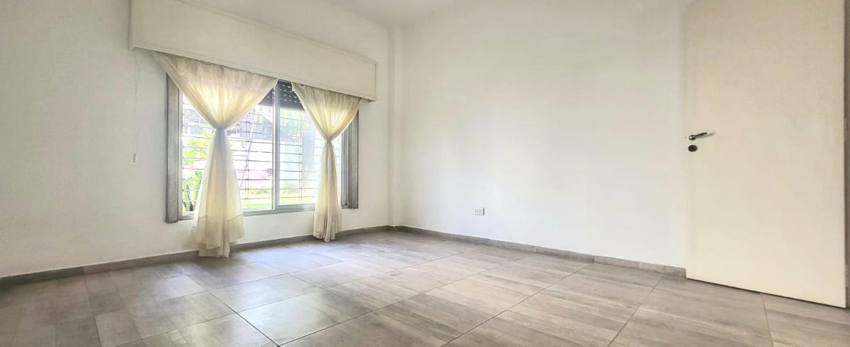 Foto de Casa en Venta en Moron, imagen 1