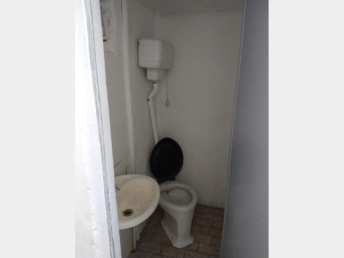 Foto de Local a la calle en Alquiler en Haedo, imagen 4