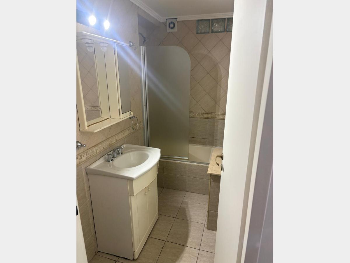 Foto de Triplex en Alquiler en Villa Luzuriaga, imagen 3