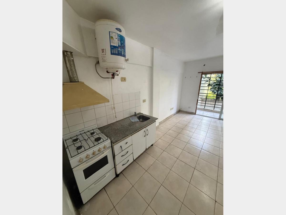 Foto de Departamento en Alquiler en Moron, imagen 5