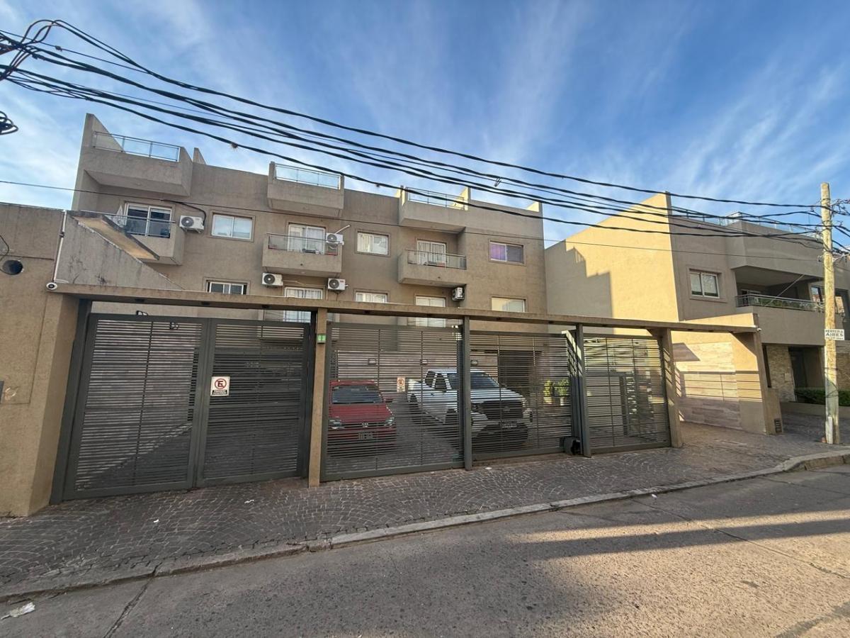 Foto de Departamento en Alquiler en Ramos Mejia, imagen 1