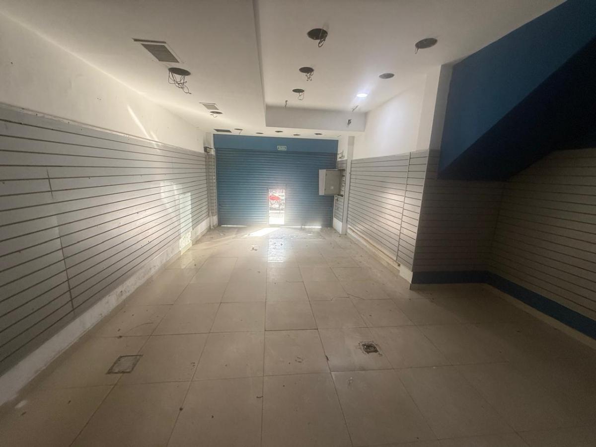 Foto de Local a la calle en Alquiler en Ramos Mejia, imagen 1