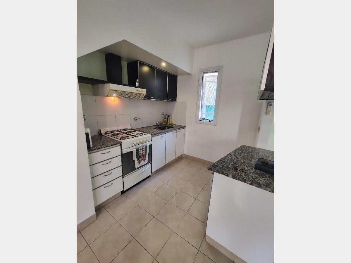 Foto de PH en Venta en Haedo, imagen 1