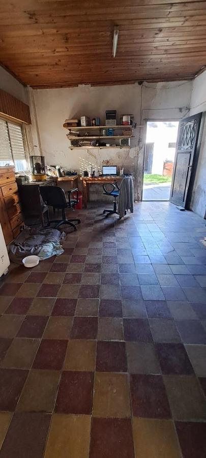 Casa en Lote Propio - Ideal Destino Comercial! 1