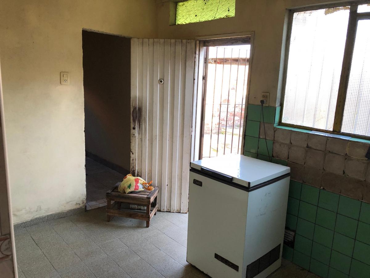 Casa con Local, Muy Buenas Dimensiones 2
