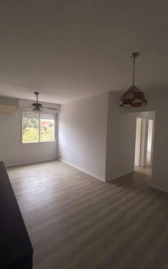Departamento de 3 Dormitorios y Espacio Guardacoche con Vista Abierta en Excelente Zona 5