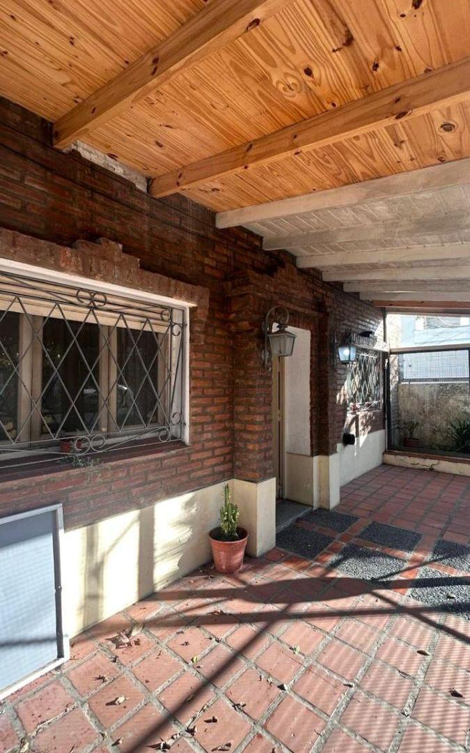 Foto de Venta PH Planta Baja 4 Ambientes en Martínez Oeste, imagen 1