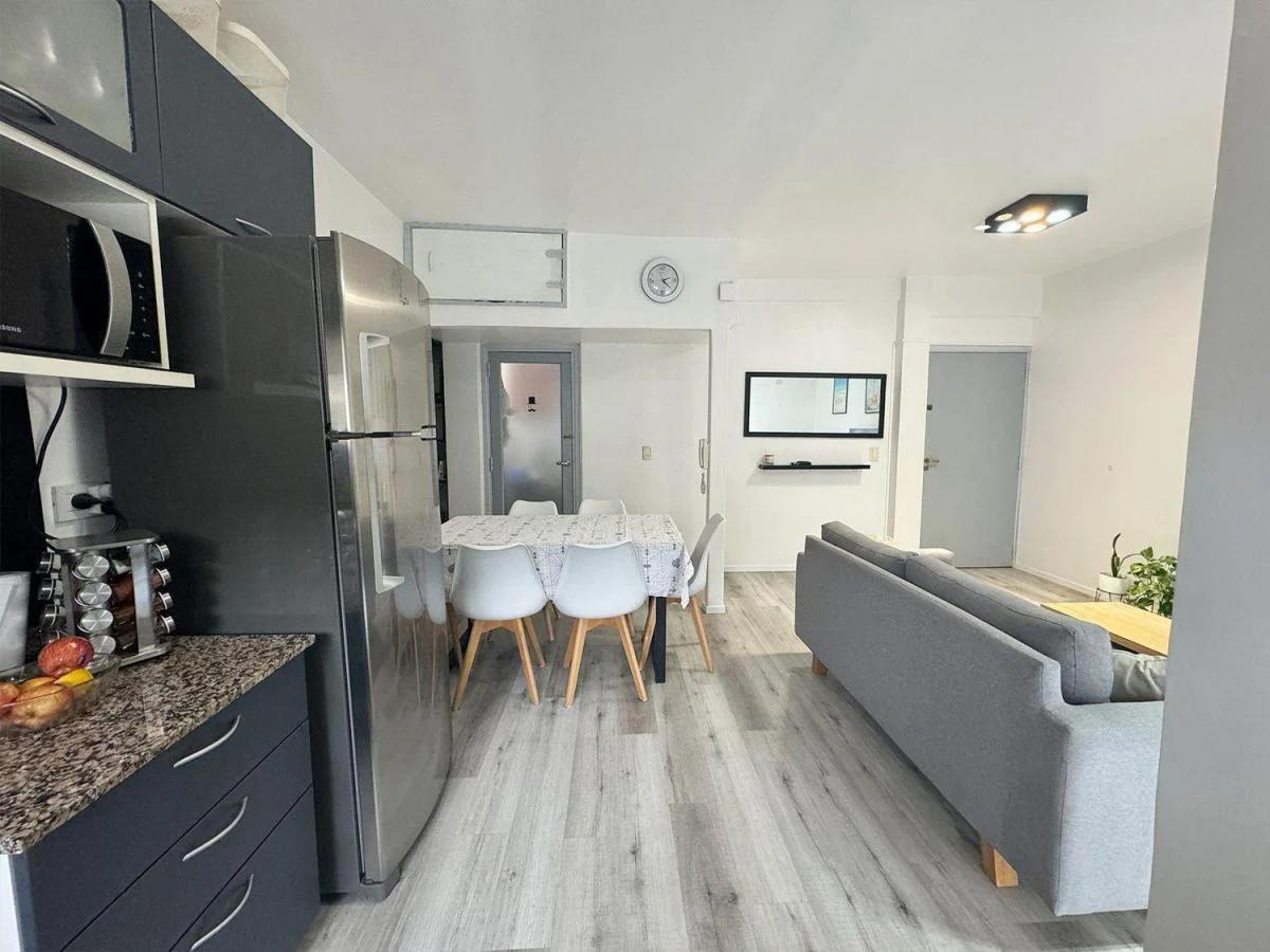 Foto de Venta Distinguido Departamento de 2 Ambientes Totalmente Reciclado, imagen 4