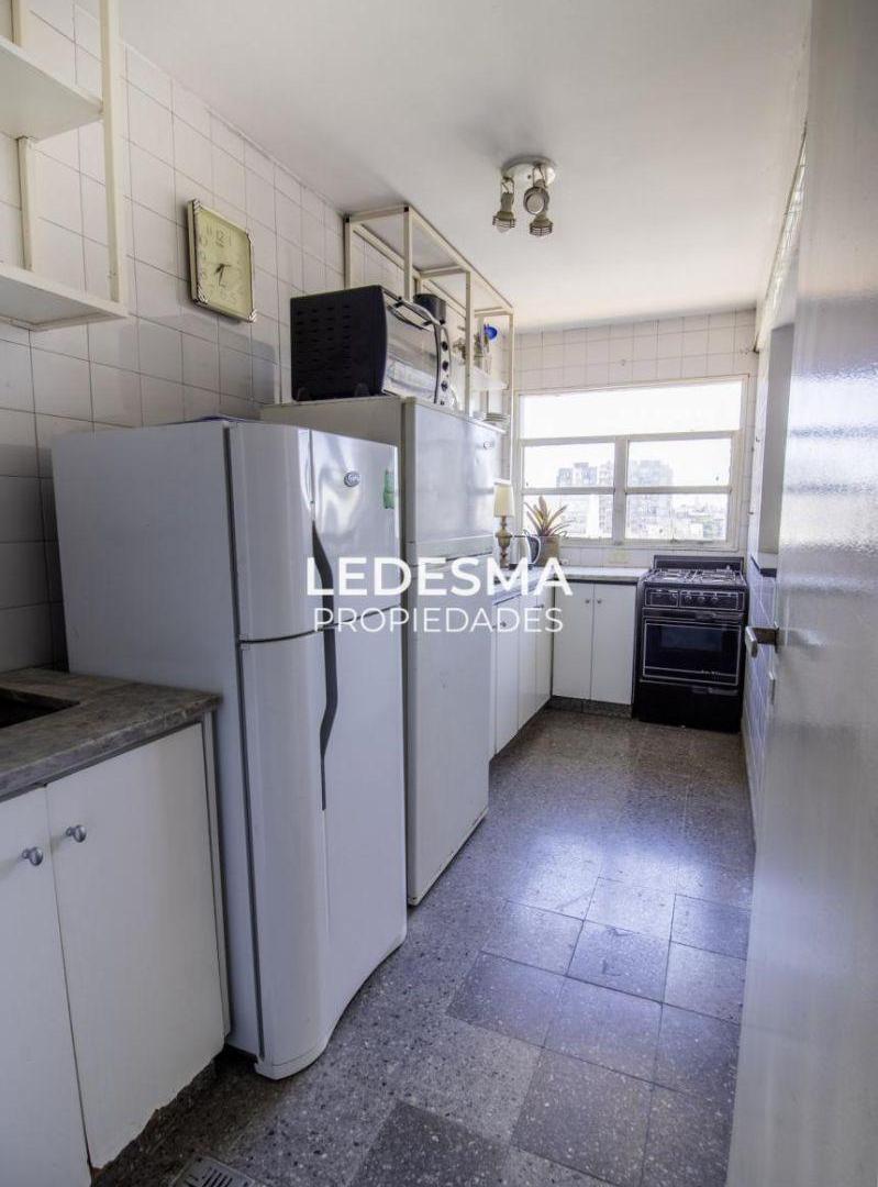 Foto de DEPARTAMENTO EN VENTA 3 AMBIENTES CON COCHERA APTO CREDITO, imagen 5