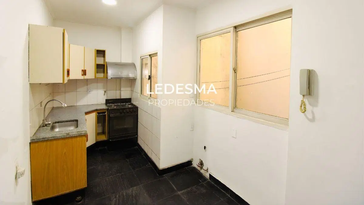 DEPARTAMENTO 3 AMBIENTES CON BALCON EN VENTA 5
