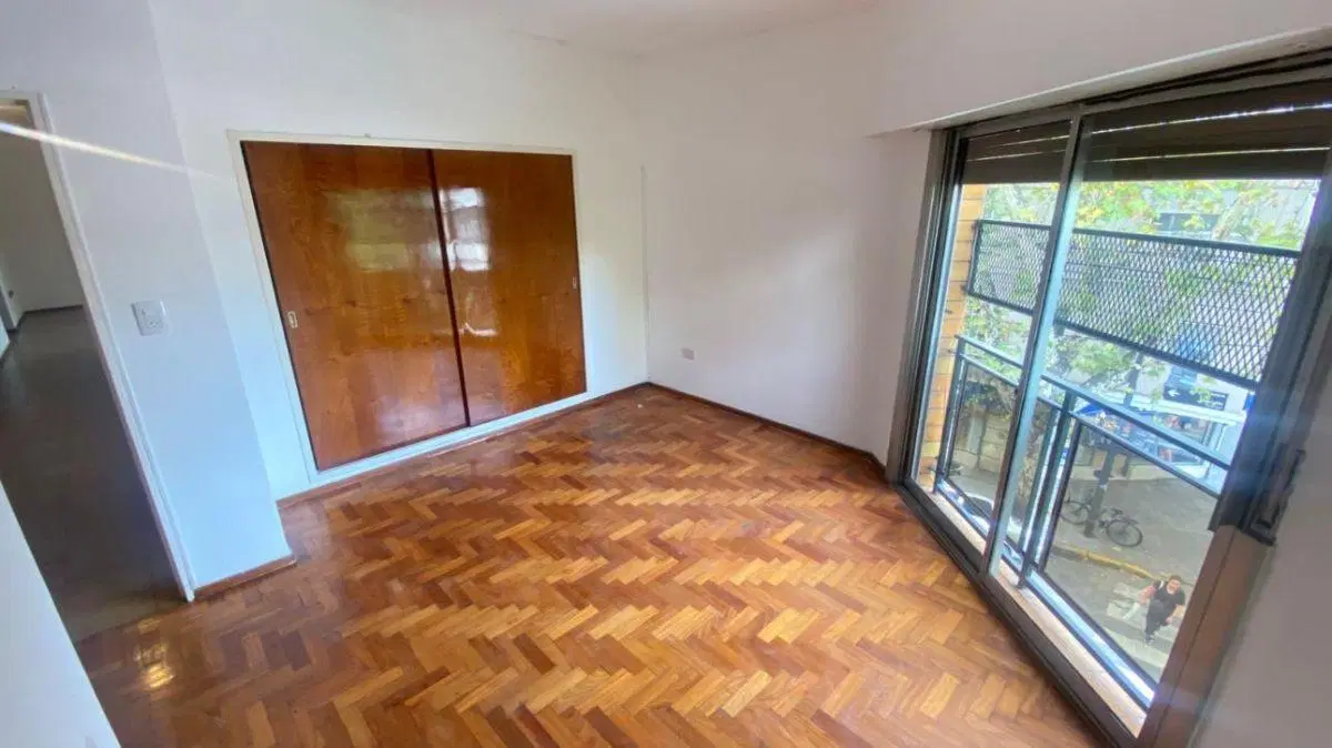 Departamento 4 ambientes con balcon en alquiler 4