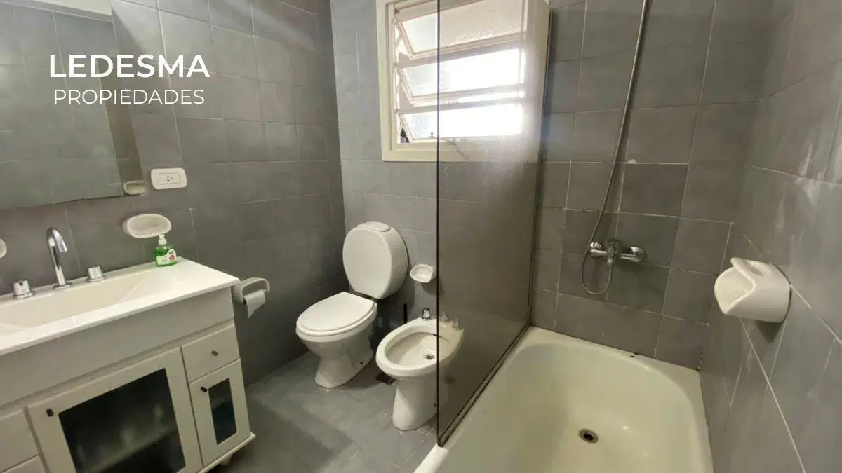 DEPARTAMENTO 2 AMBIENTES CON COCHERA CUBIERTA 3