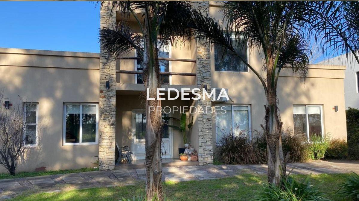 VENTA CASA 6 AMBIENTES ITUZAINGO NORTE BARRIO CERRADO ALTOS DEL SOL APTO CREDITO BANCARIO