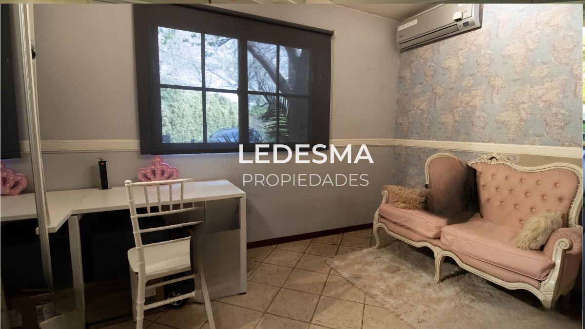 Foto de VENTA CASA 6 AMBIENTES CON COCHERA PISCINA BARRIO EL JAGUEL VILLA, imagen 3
