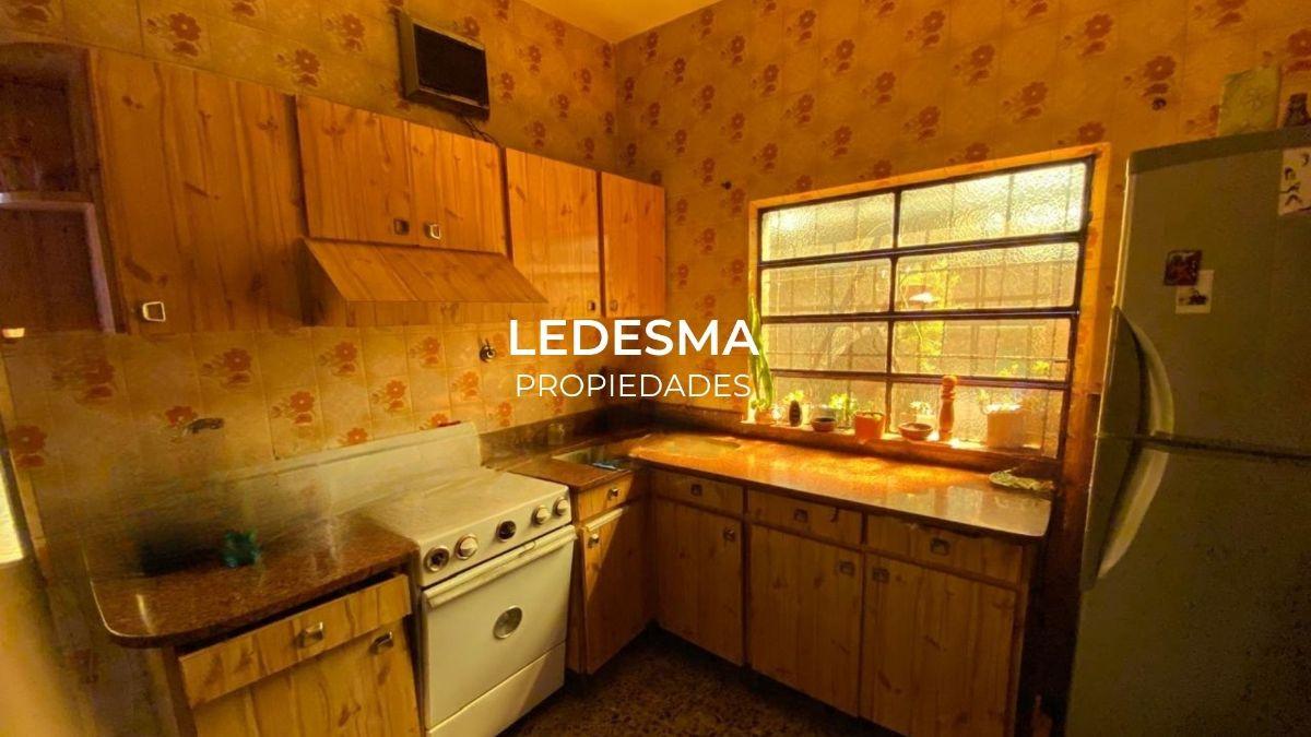 Foto de VENTA CASA 3 AMBIENTES CON ENTRADA PARA DOS VEHICULOS ITUZAINGO NORTE, imagen 5