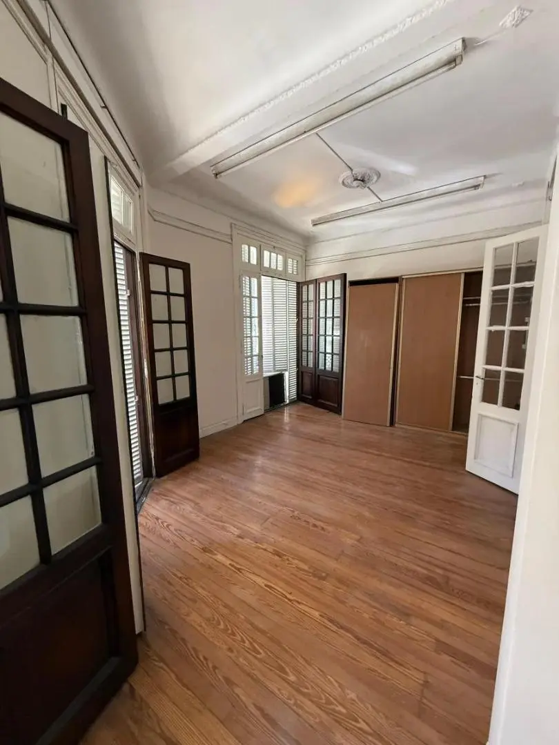 SEMIPISO 4 AMBIENTES EN MONSERRAT | APTO CREDITO Y PROF 5