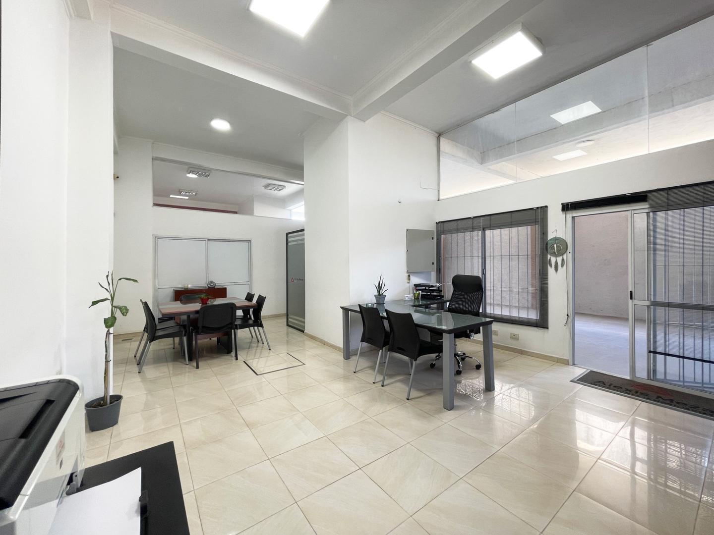 Foto de Imponente Inmueble en Venta!, imagen 4