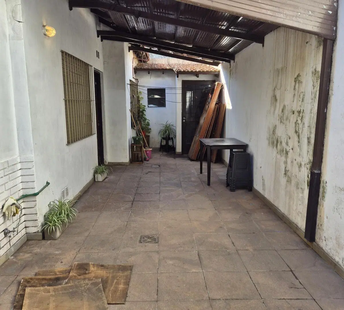 Chalet totalmente independiente de 4 Amb con patio y cochera p 2 autos NUEVO VALOR! 3