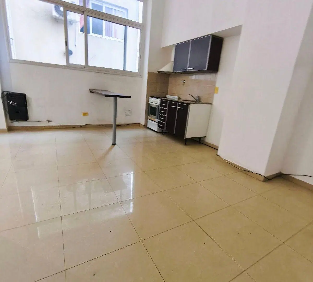 Monoambiente en venta oportunidad ! Ideal inversor o primer vivienda. Apto Credito nuevo valor 2