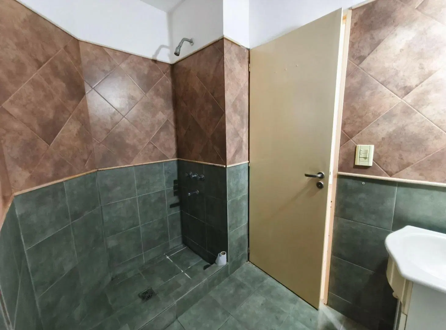 Monoambiente en venta oportunidad ! Ideal inversor o primer vivienda. Apto Credito nuevo valor 3
