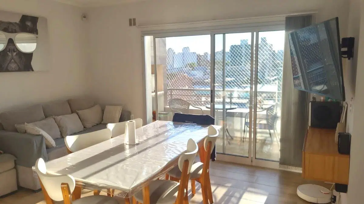 Departamento en Venta en Caseros 3 Amb Cochera con balcón parrilla Apto crédito 2