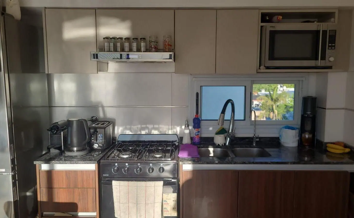 Departamento en Venta en Caseros 3 Amb Cochera con balcón parrilla Apto crédito 5