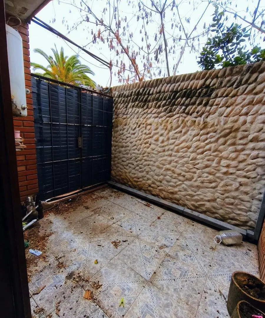PH de 3 ambientes planta baja con patio y espacio guardacoche excelente ubicacion Villa Ballester 4