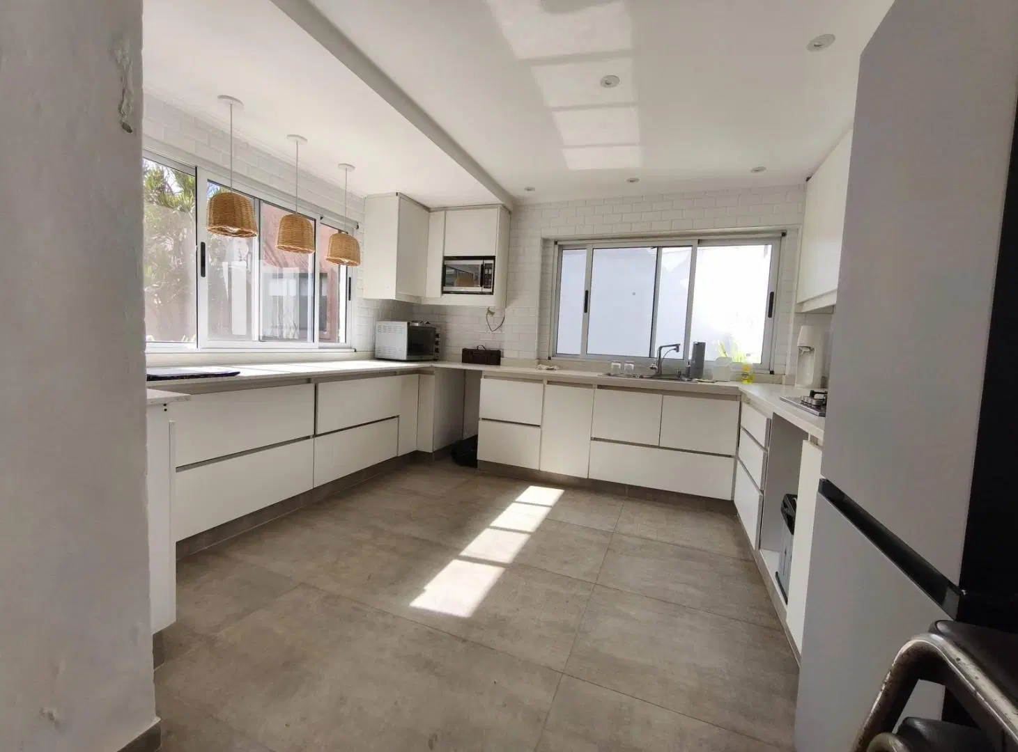 Casa en venta en Loma Hermosa 3 ambientes  depto/quincho  Cochera doble y Jardín  Excelente estado 2
