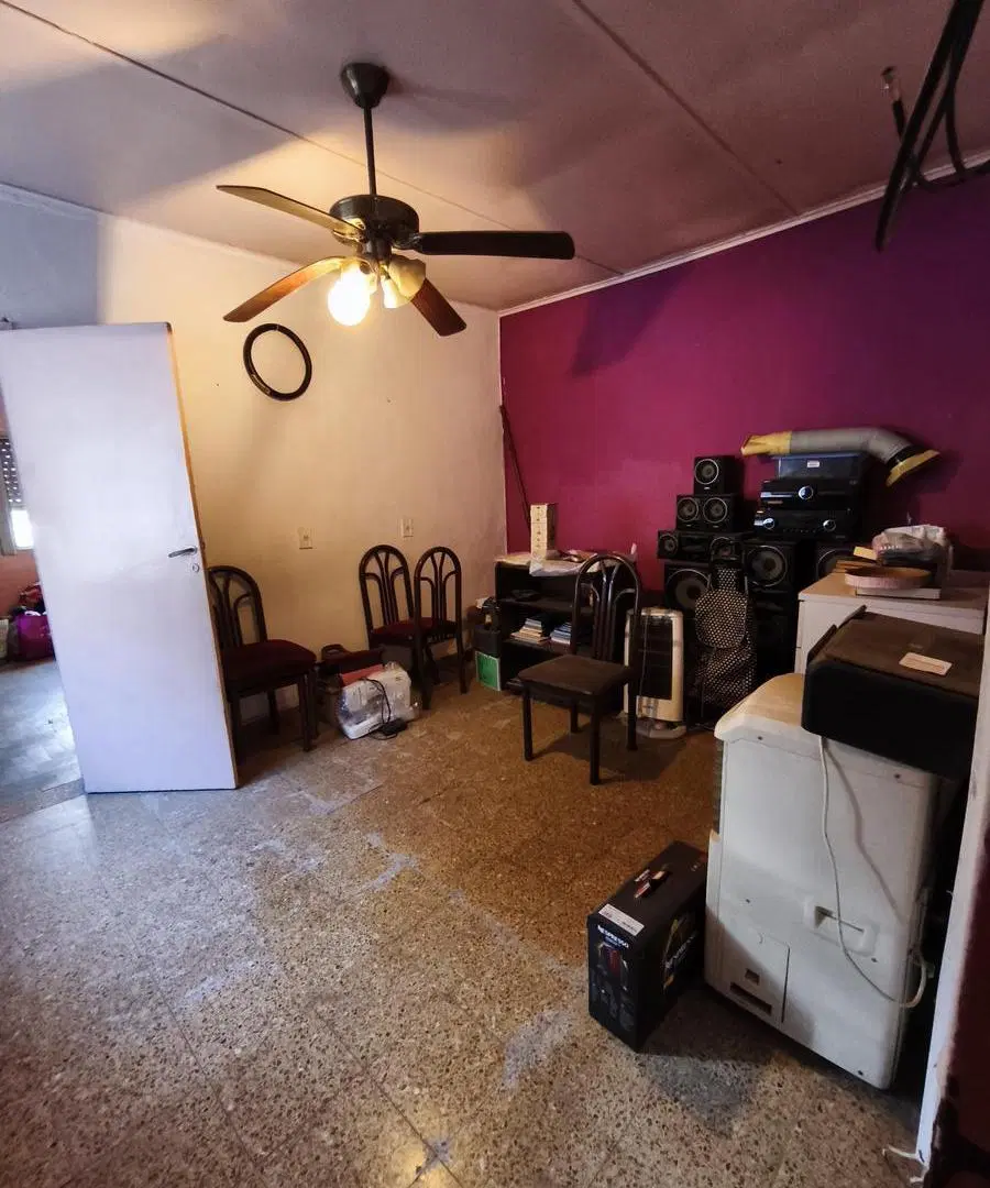 Casa en Venta lote propio de  7.50mts x 40 mts a refaccionar 5 amb con gran potencial p reconvertir 2
