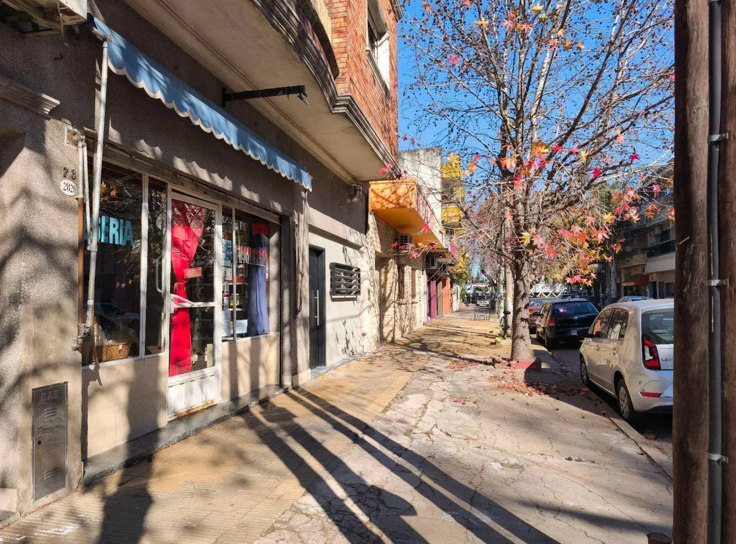 Local comercial en venta real oportunidad a pasos del tren 2