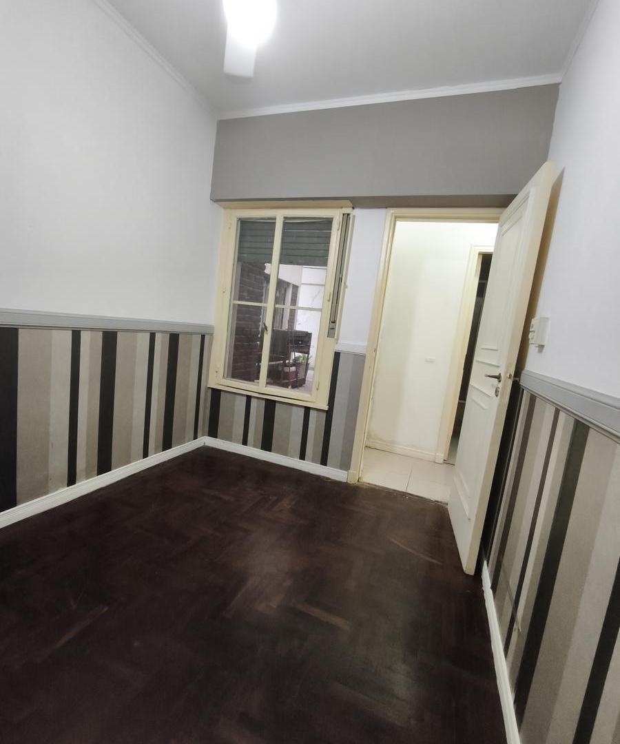 Foto de PH DEPTO 2 Amb ESCRITORIO en PB Villa Ballester S/ Expensas Próximo A, imagen 4