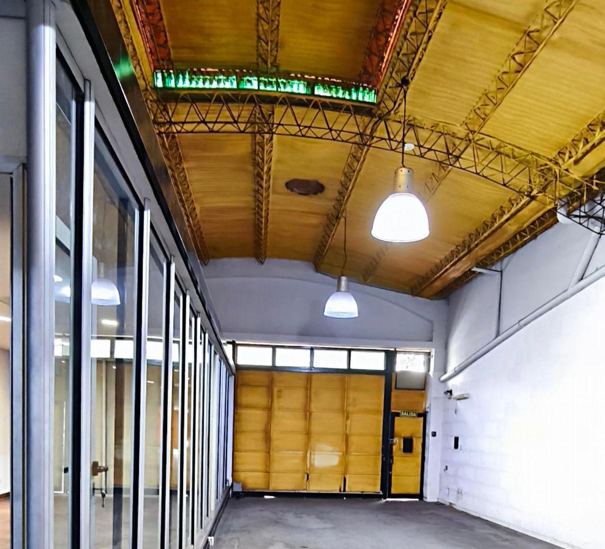 Foto de Impecable deposito galpón en venta Villa Ballester con amplia, imagen 3