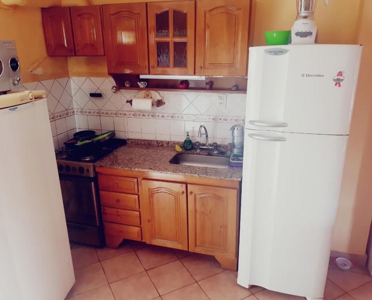 Duplex de 3 ambientes con cochera y patio