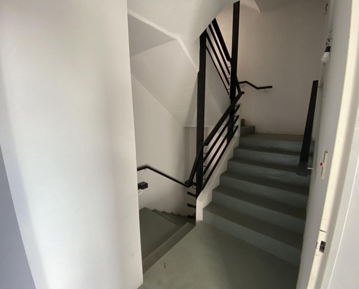Departamento de 2 Ambientes con Balcon 5