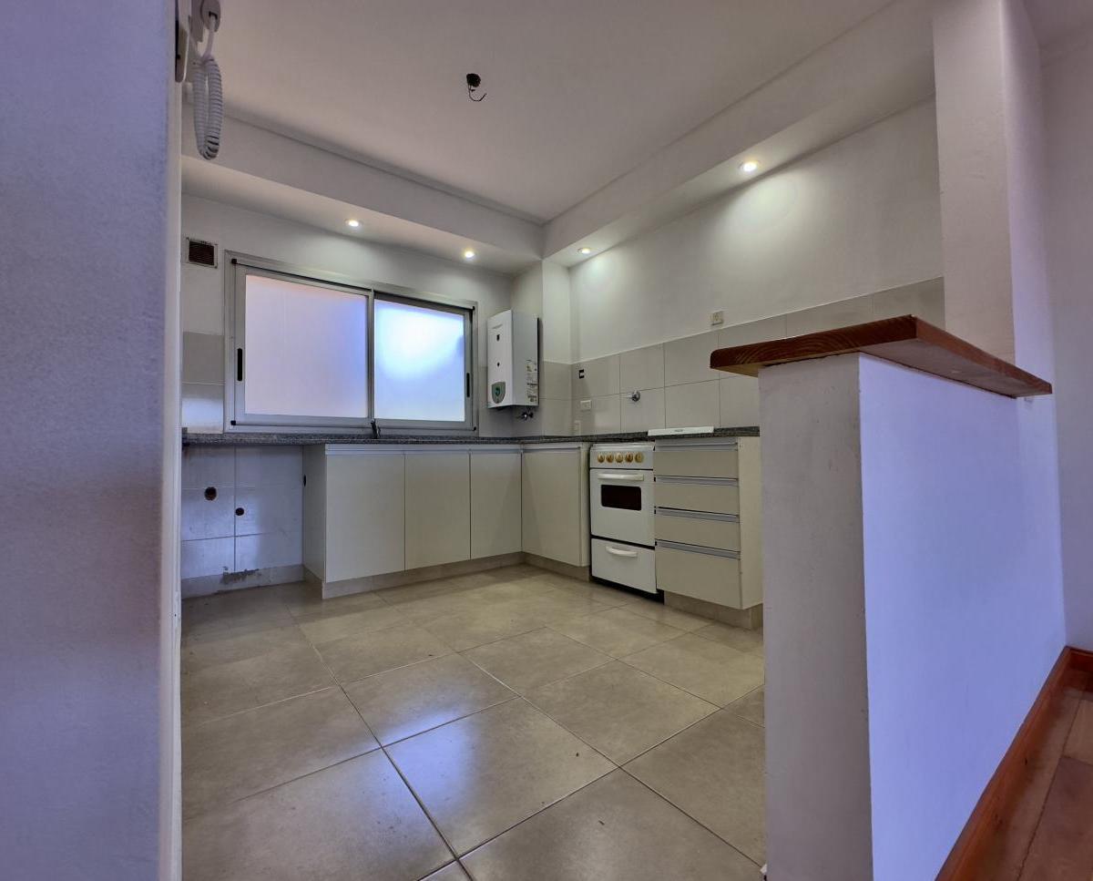 Departamento de 2 Ambientes con Balcon Corrido 2