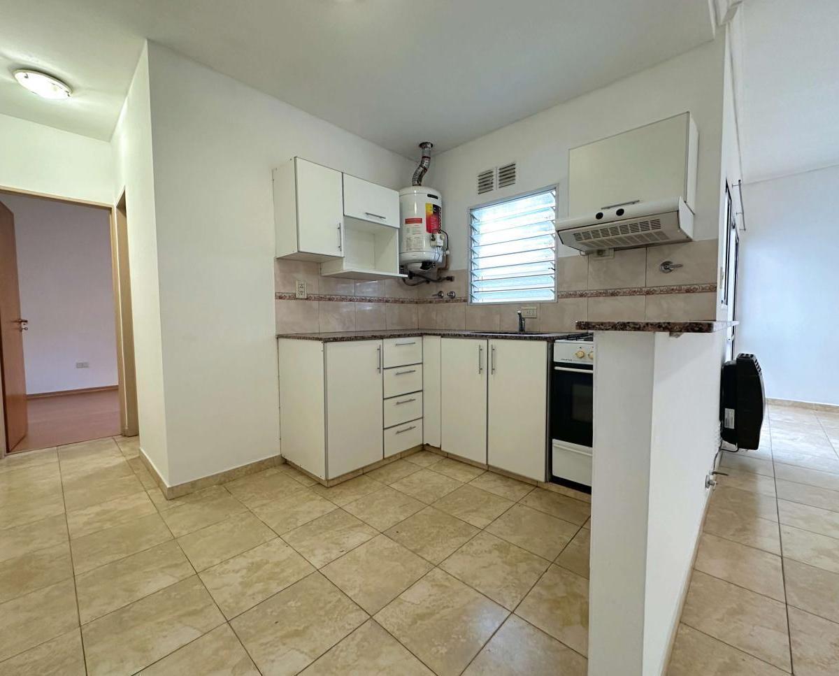 Foto de Departamento de 2 ambientes con vestidor y balcon, imagen 2