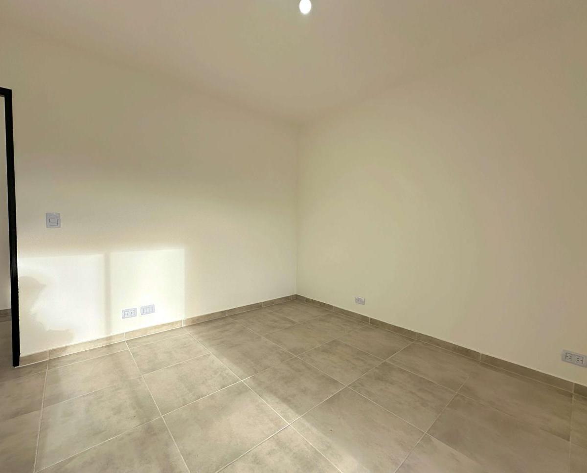 Departamento de 2 Ambientes con 2 Balcones 4