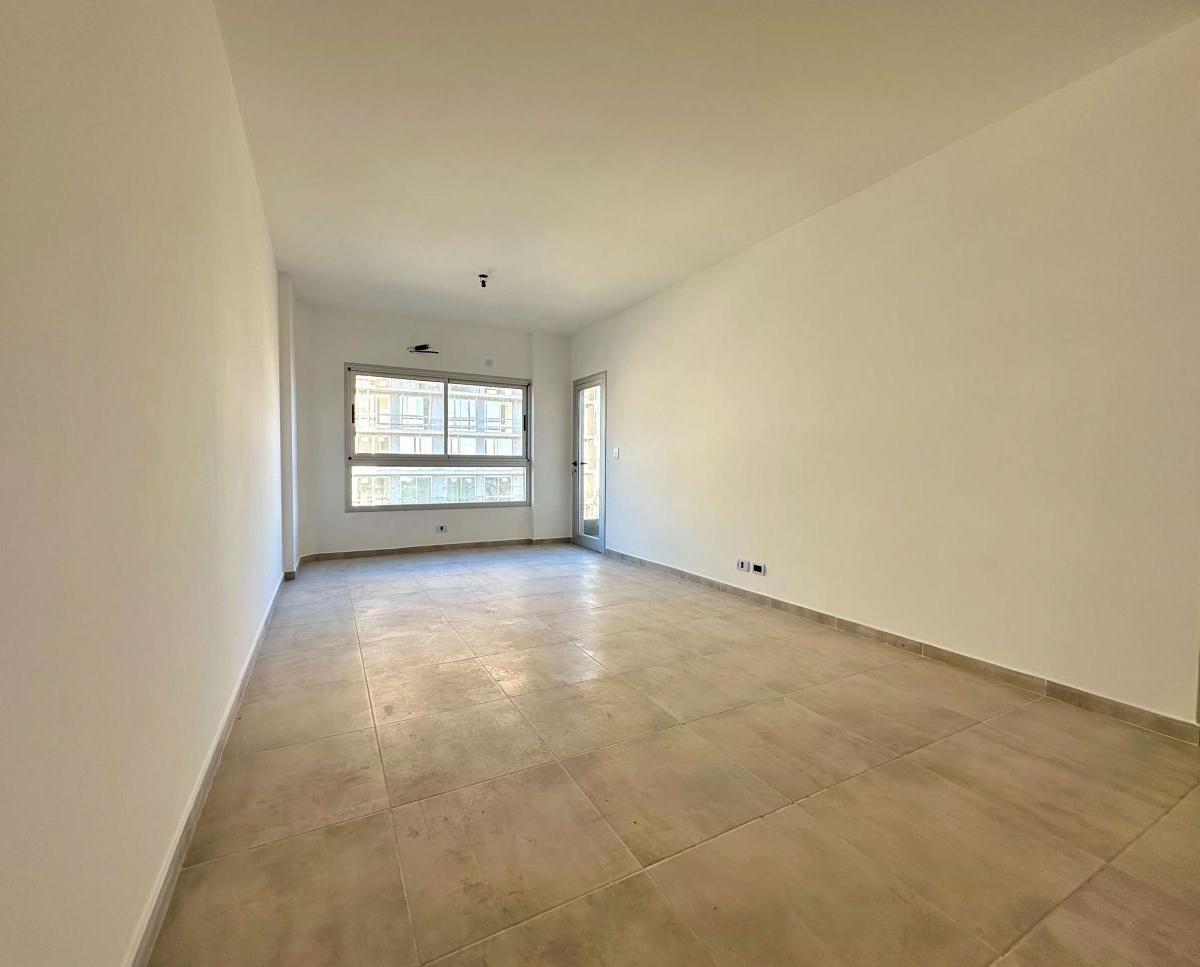Departamento de 3 Ambientes con 2 Balcones 3