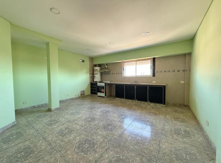 Departamento de 3 ambientes con parque 2