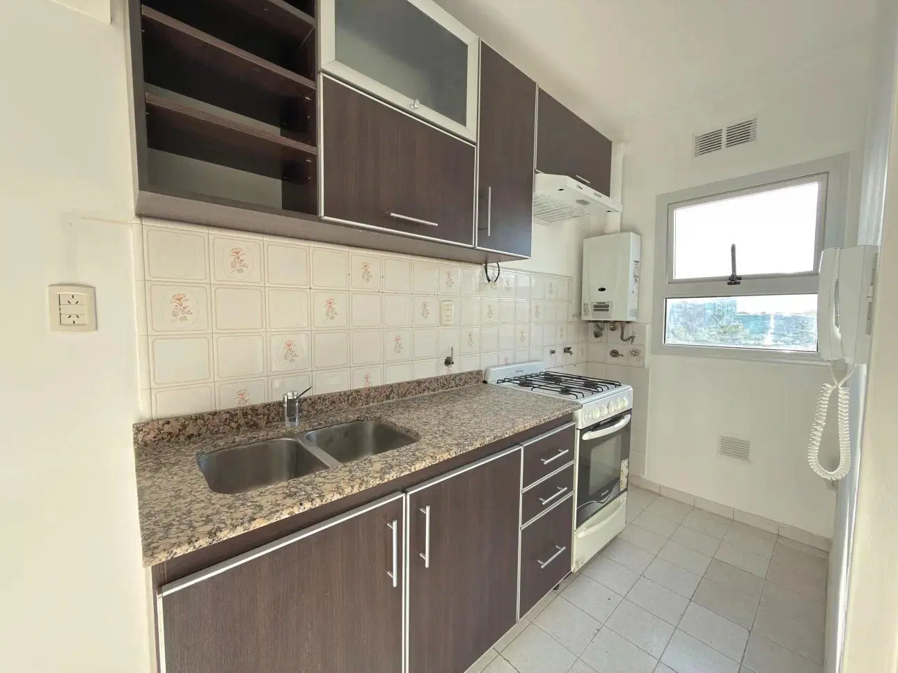 Departamento de 2 ambientes con balcon 5